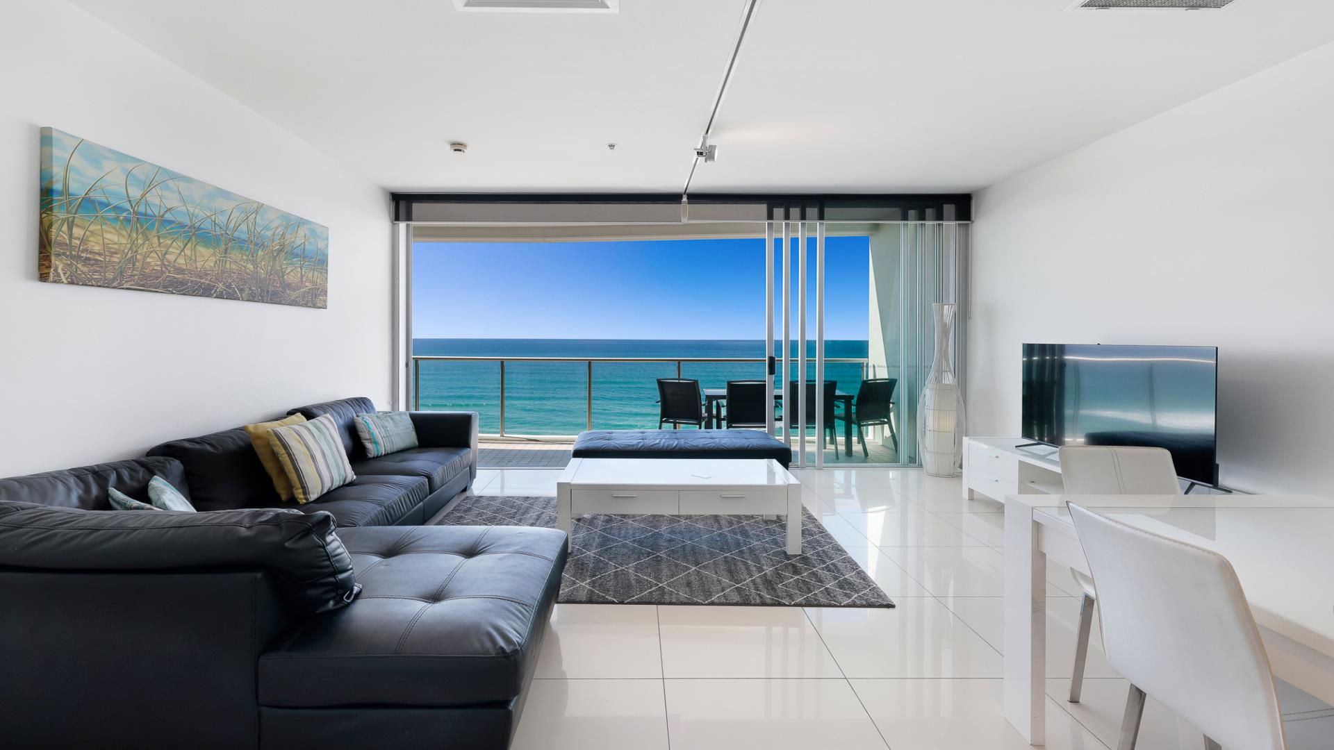 Two Bedroom Ocean View Apartment